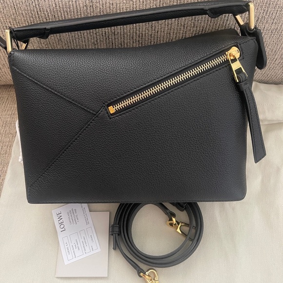 Loewe Puzzle Bag in Black Leather - Picture 5 of 11